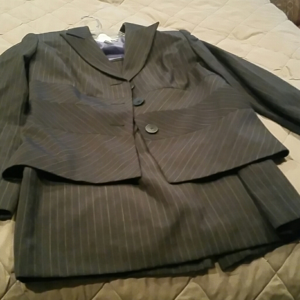 Suit